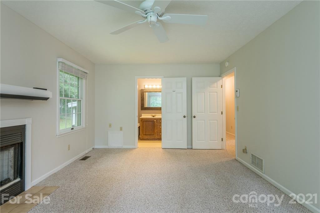 95 Quail Court Fairview NC 28730
