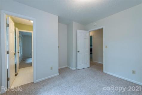95 Quail Court Fairview NC 28730