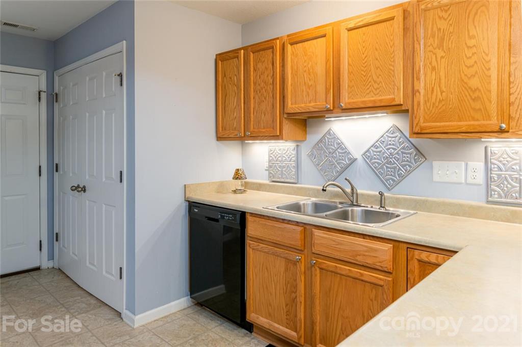 66 Lilac Fields Way Arden NC 28704