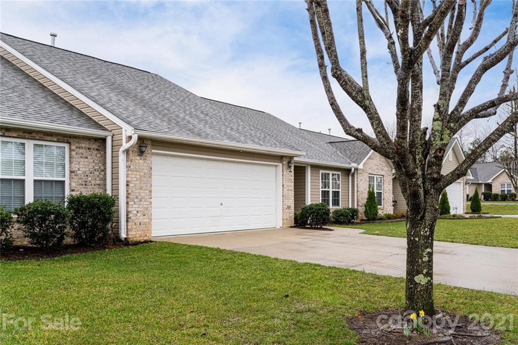 66 Lilac Fields Way Arden NC 28704