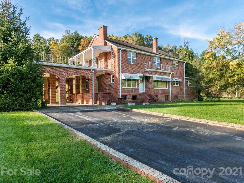 84 Georges Fork Road Burnsville NC 28714