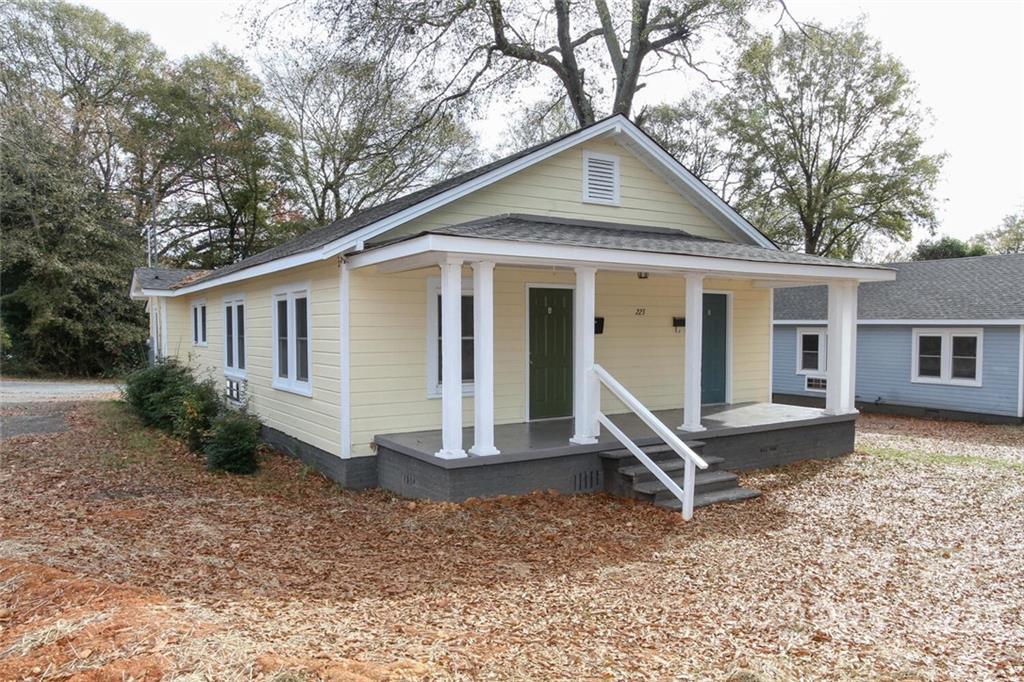223/225 Young Street Shelby NC 28150