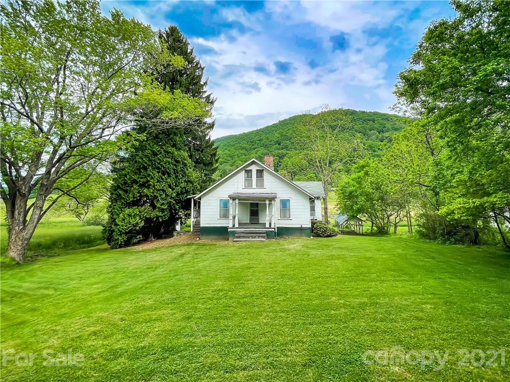432 S Turkey Creek Road Leicester NC 28748