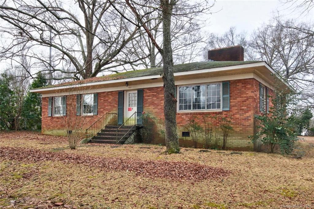 321 N Center Street Statesville NC 28677