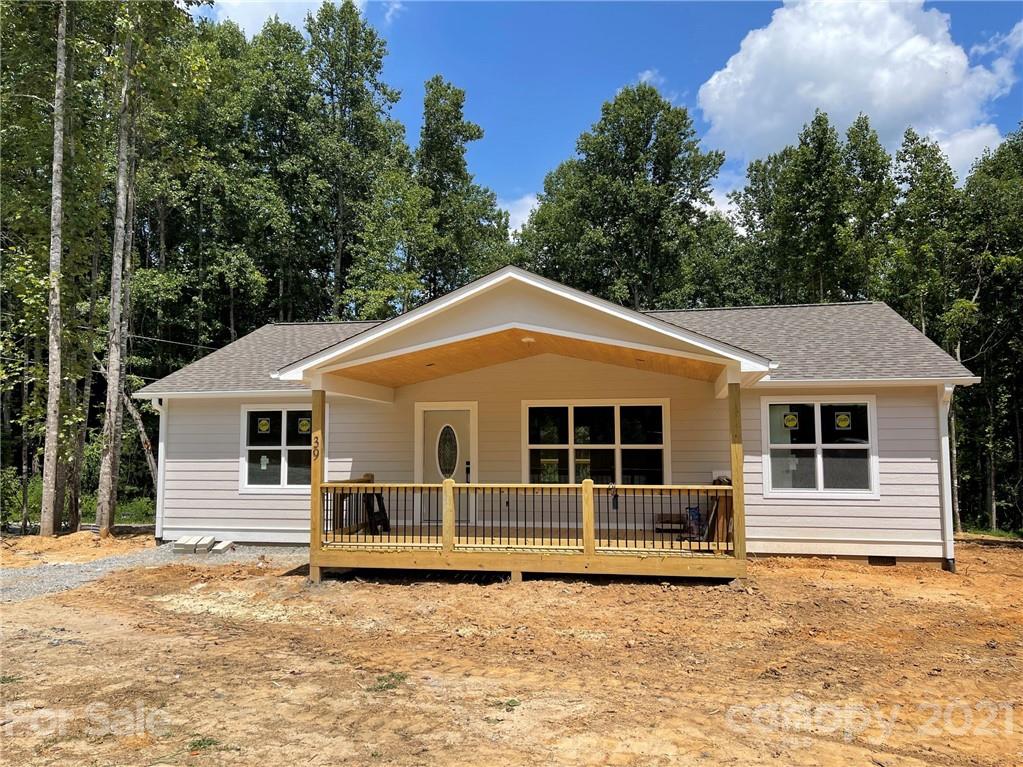 39 Walt Drive Hendersonville NC 28792