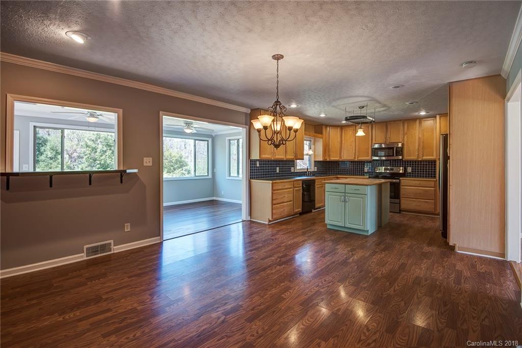 4 Haw Creek Circle Asheville NC 28805