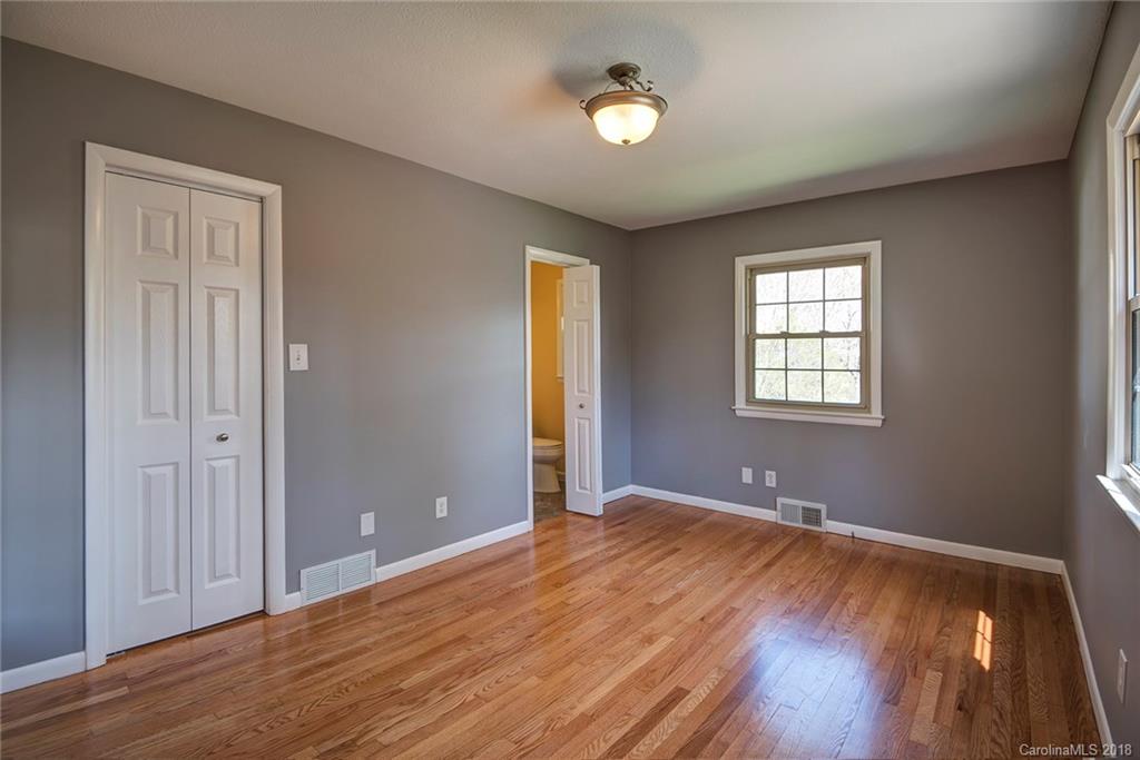 4 Haw Creek Circle Asheville NC 28805