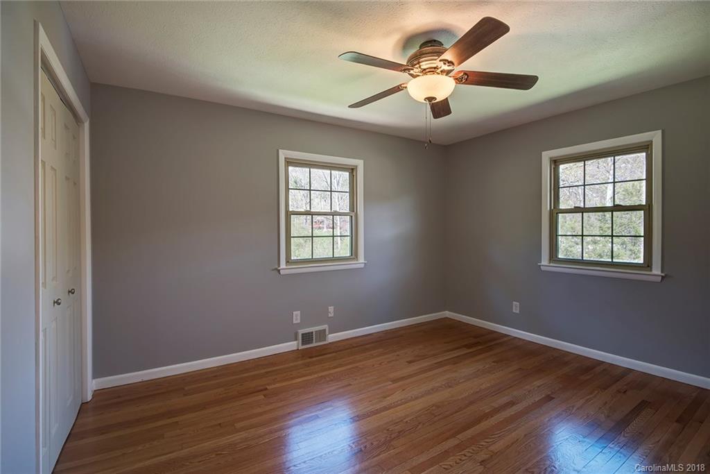 4 Haw Creek Circle Asheville NC 28805