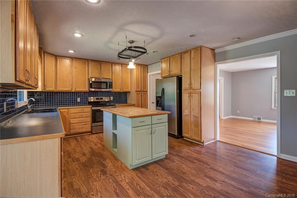 4 Haw Creek Circle Asheville NC 28805