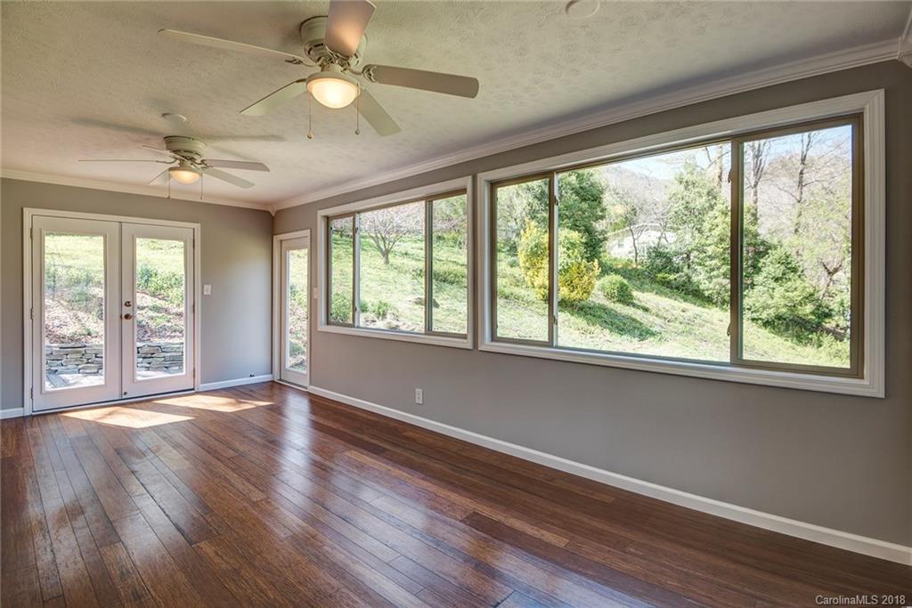 4 Haw Creek Circle Asheville NC 28805