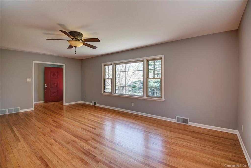 4 Haw Creek Circle Asheville NC 28805