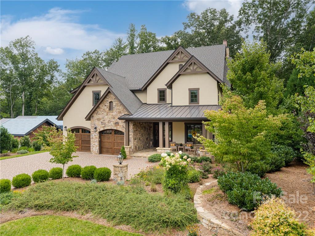 35 Hallett Court Asheville NC 28803