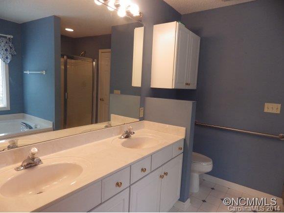 5 Springfield Way Arden NC 28704