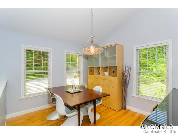 430 Riverview Drive Asheville NC 28806