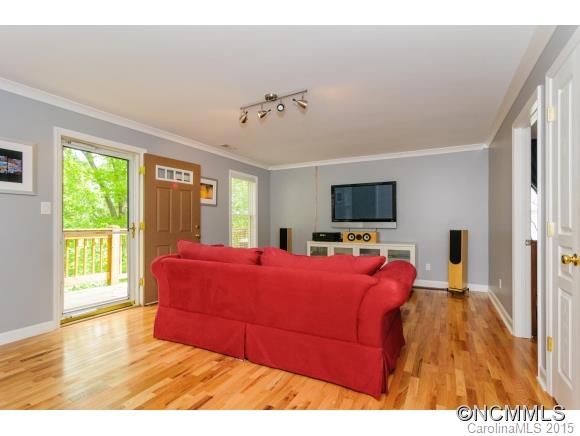430 Riverview Drive Asheville NC 28806