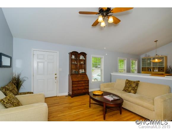 430 Riverview Drive Asheville NC 28806