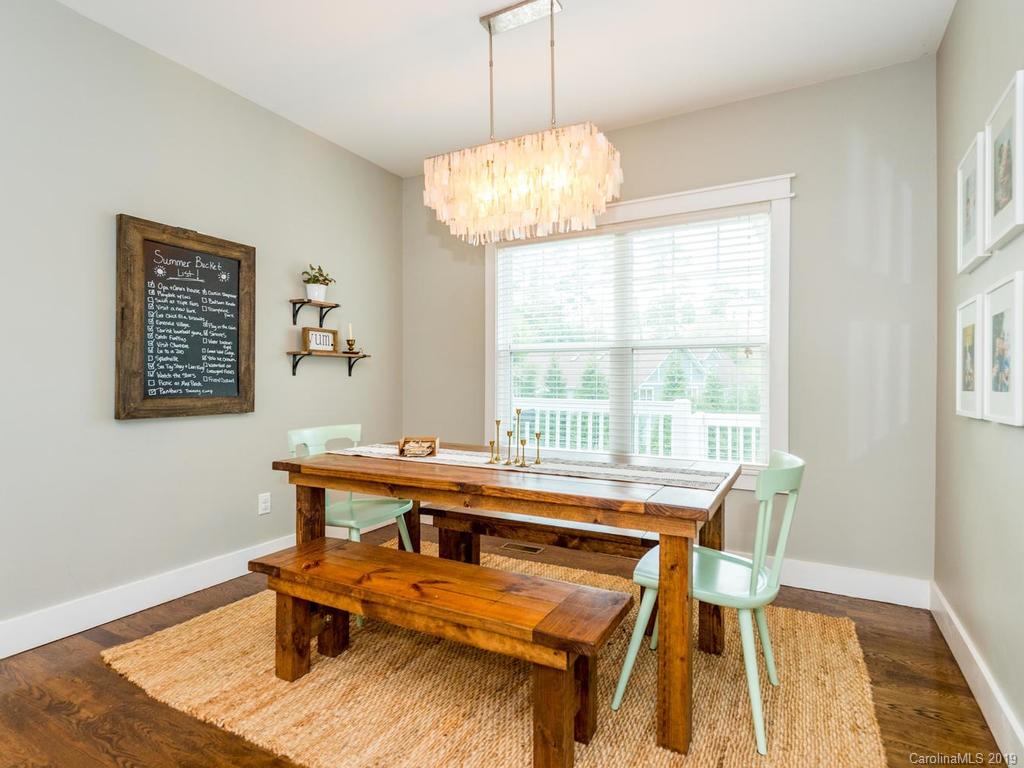 16 Old Farm House Road Weaverville NC 28787