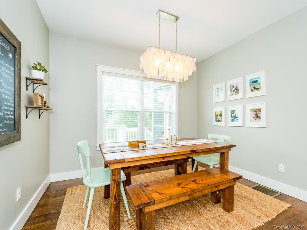 16 Old Farm House Road Weaverville NC 28787
