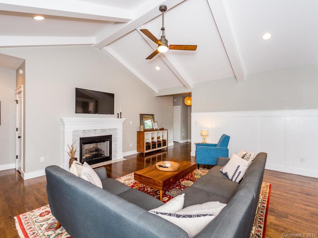 16 Old Farm House Road Weaverville NC 28787