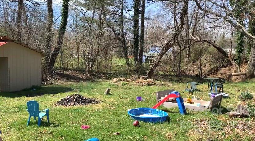 43 Riddle Road Swannanoa NC 28778