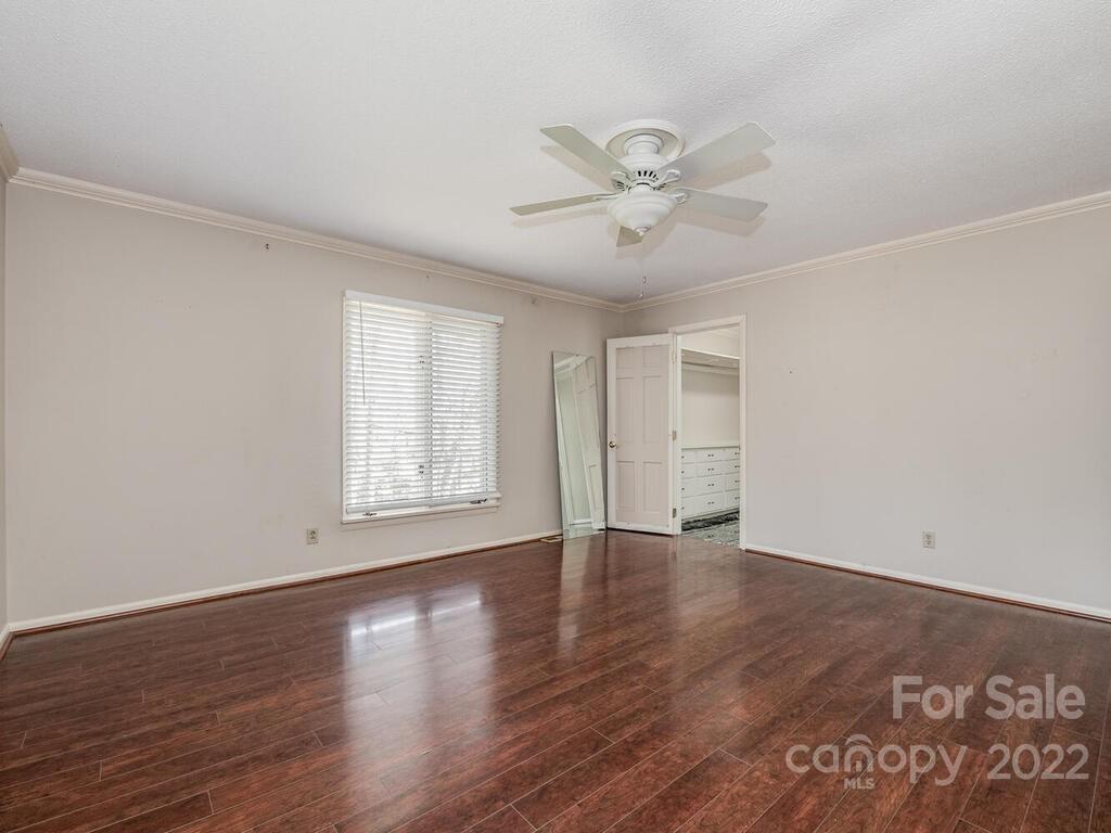 4921 Hardison Road Charlotte NC 28226