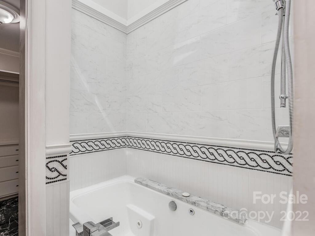 4921 Hardison Road Charlotte NC 28226