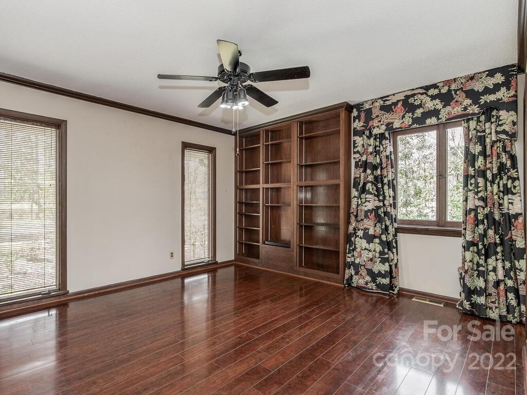 4921 Hardison Road Charlotte NC 28226