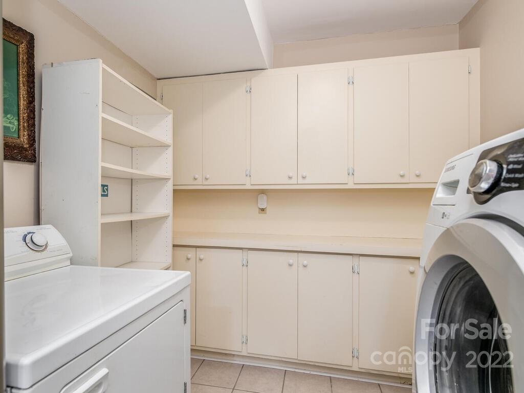 4921 Hardison Road Charlotte NC 28226