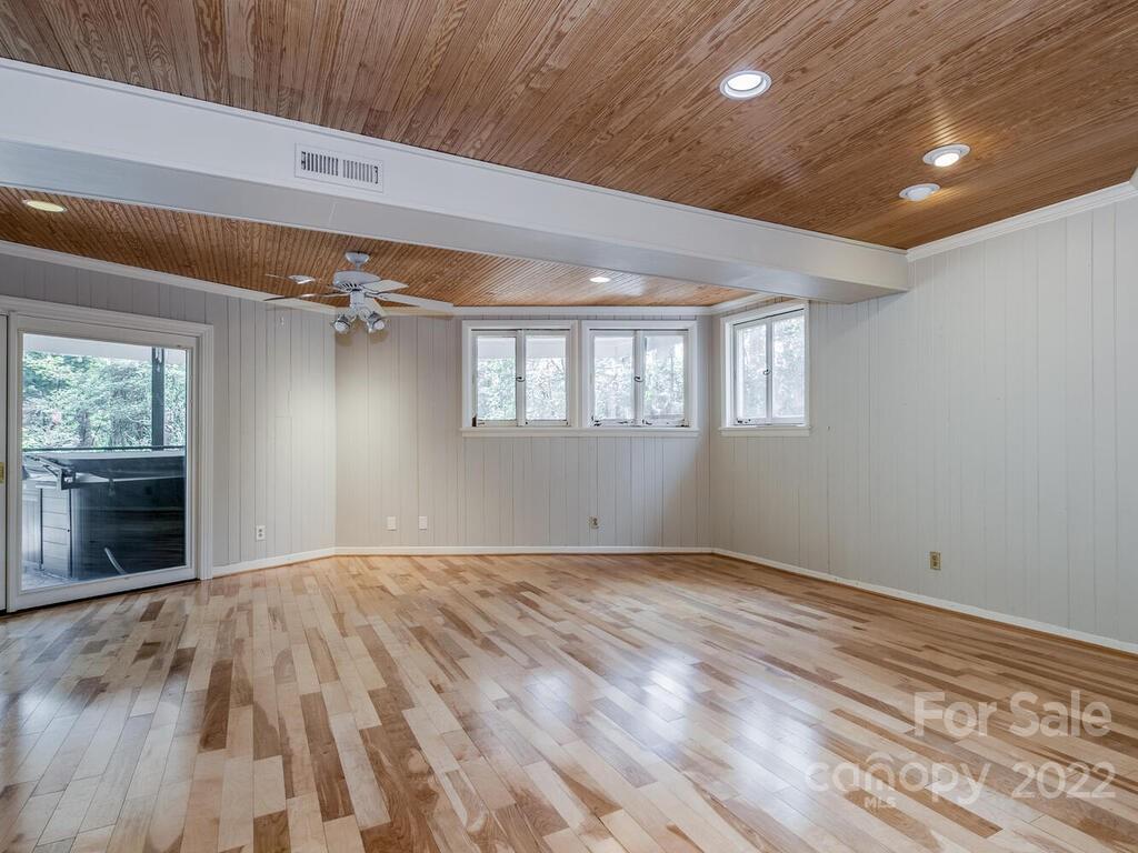 4921 Hardison Road Charlotte NC 28226