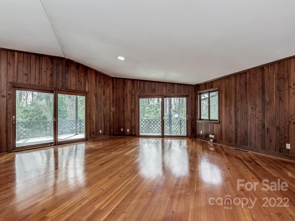 4921 Hardison Road Charlotte NC 28226