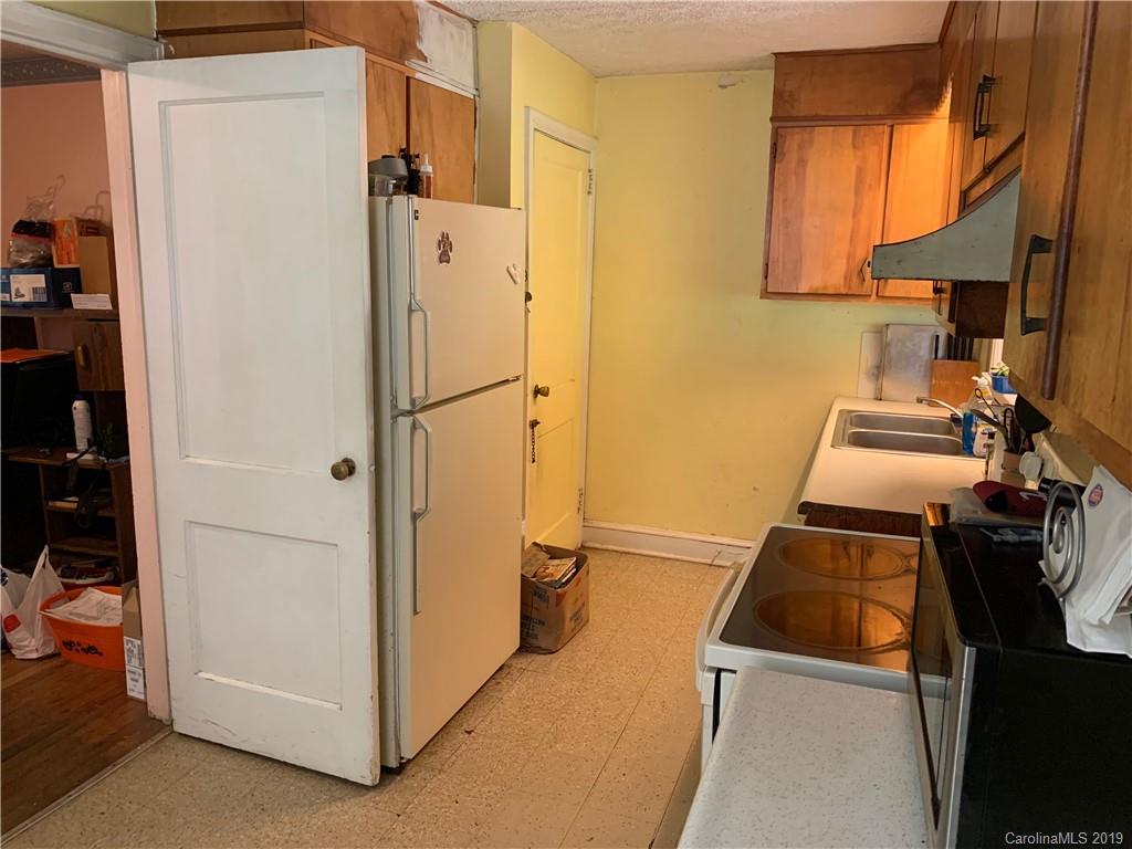 87 Covington Street Asheville NC 28806