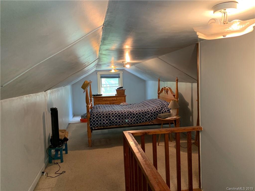 87 Covington Street Asheville NC 28806