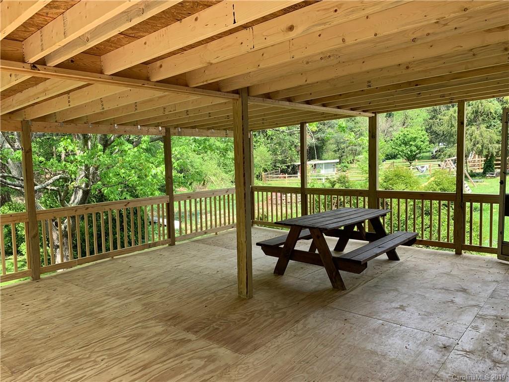 87 Covington Street Asheville NC 28806