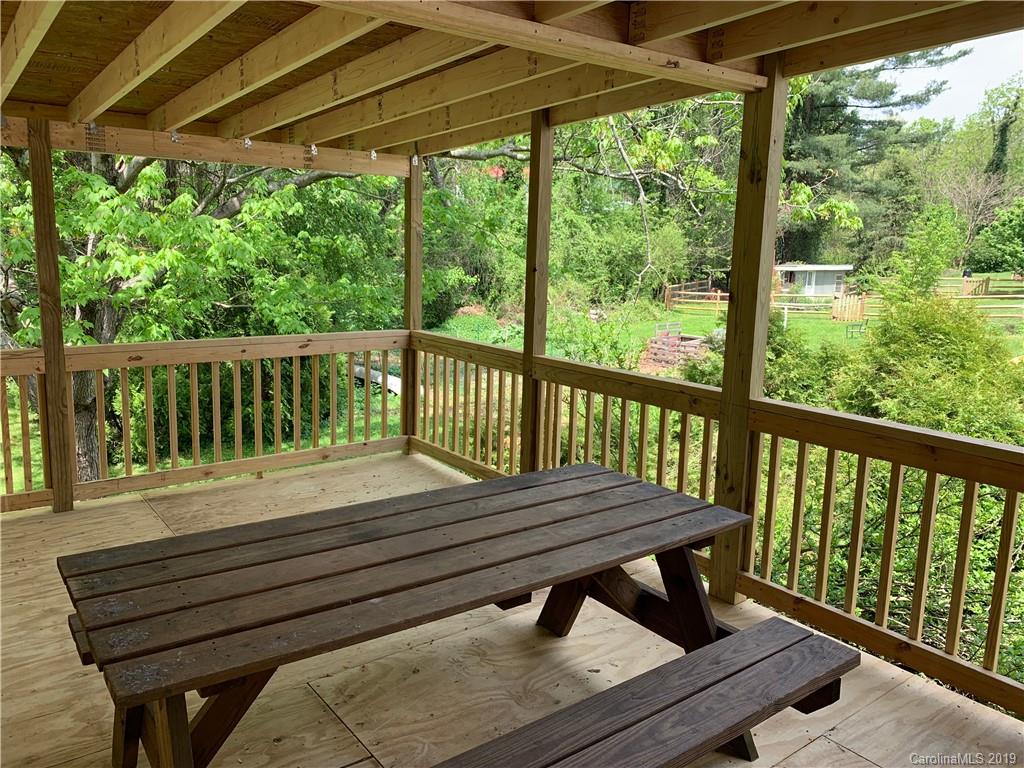 87 Covington Street Asheville NC 28806