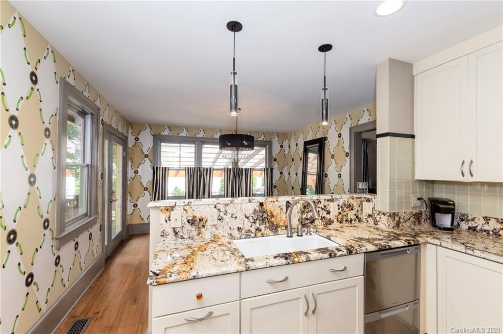 21 Pickwick Road Asheville NC 28803