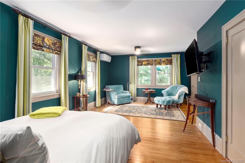 21 Pickwick Road Asheville NC 28803