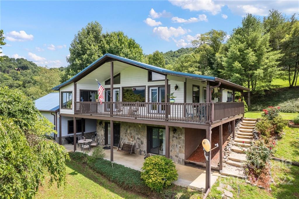 150 Derby Lane Waynesville NC 28785