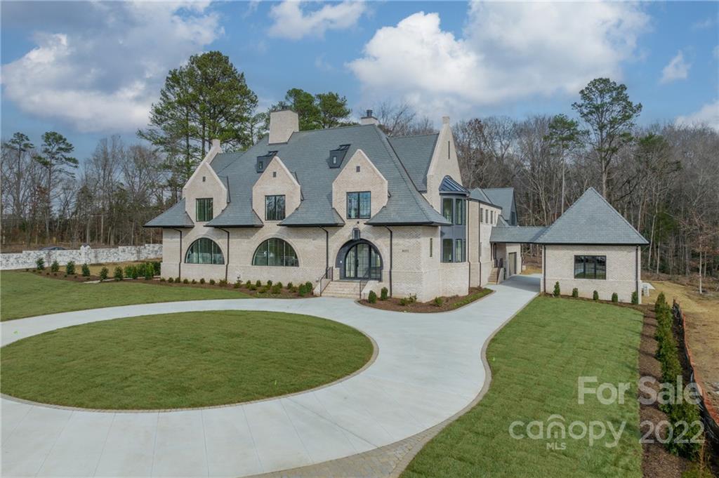 8011 Litaker Manor Court Charlotte NC 28270