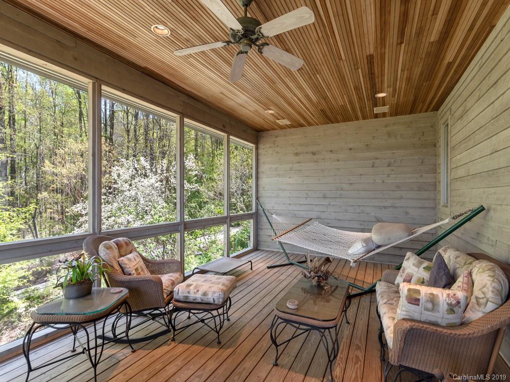 143 Inkberry Road Hendersonville NC 28739