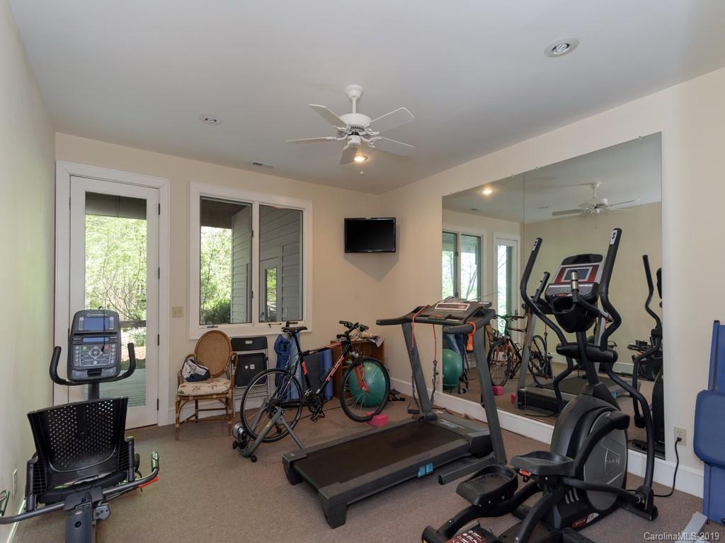 143 Inkberry Road Hendersonville NC 28739