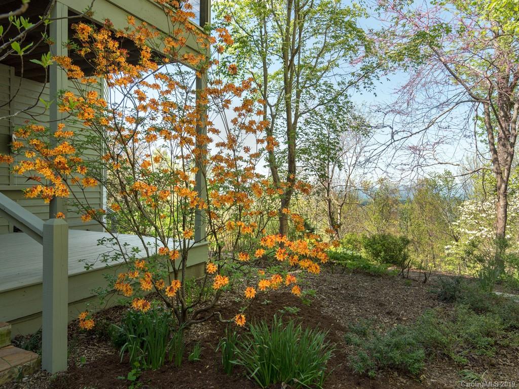 143 Inkberry Road Hendersonville NC 28739