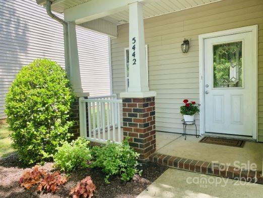 5442 Franklin Springs Circle Charlotte NC 28217