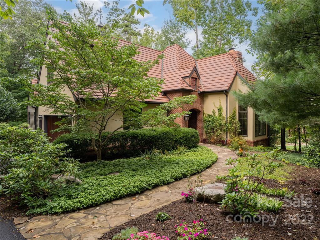 907 Kells Blue Court Biltmore Lake NC 28715