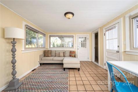 27 Herron Avenue Asheville NC 28806