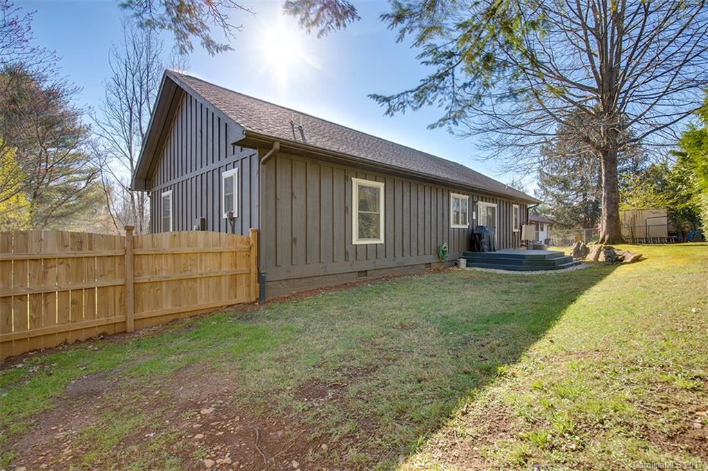 172 Mcminn Avenue Brevard NC 28712