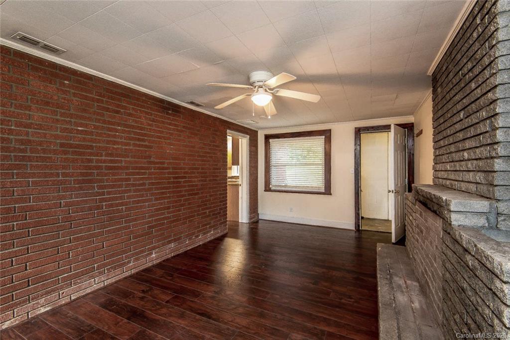40 Florence Avenue Marion NC 28752