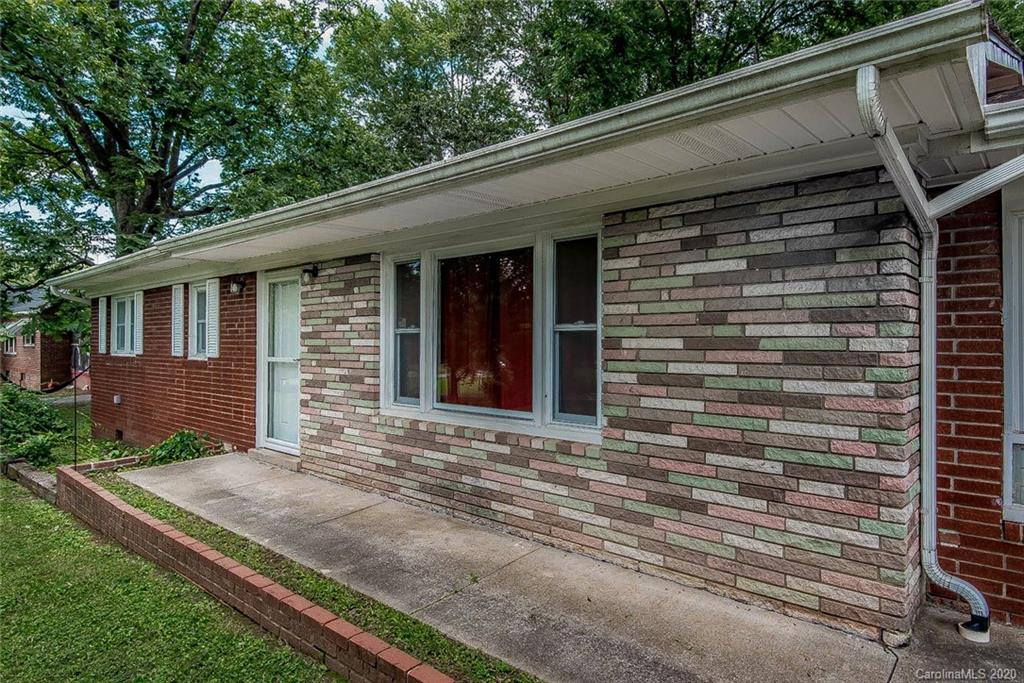 40 Florence Avenue Marion NC 28752