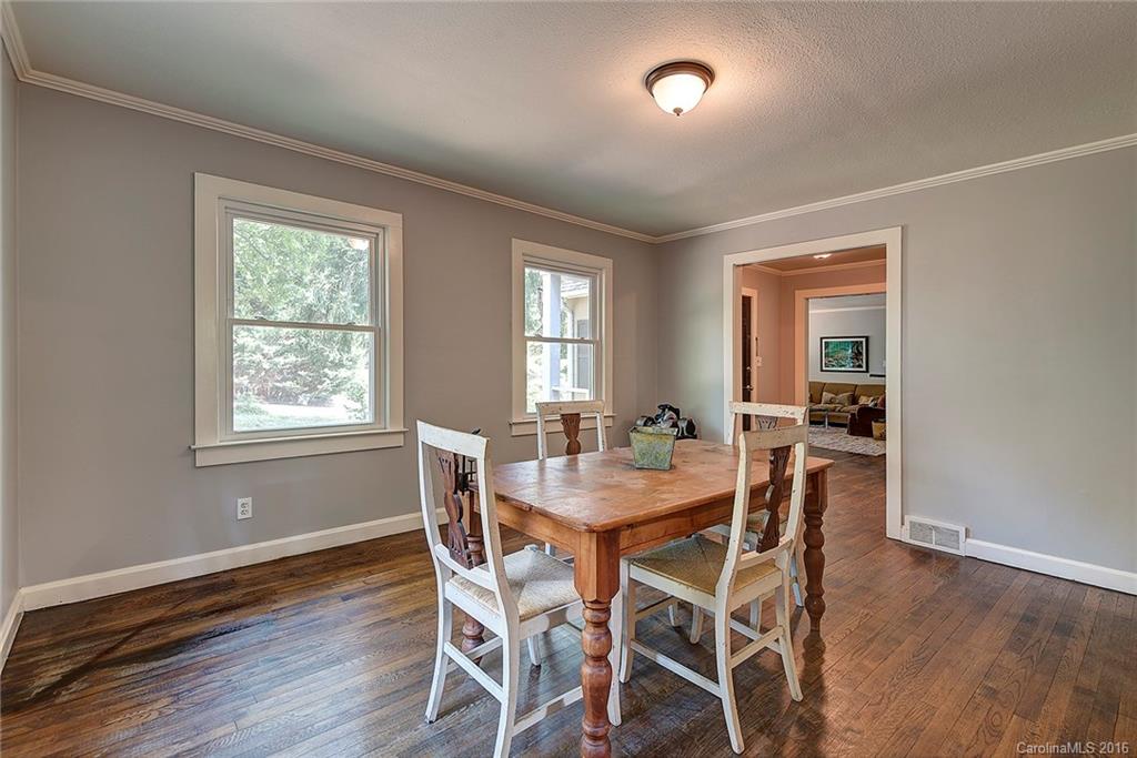 125 Aurora Drive Asheville NC 28805