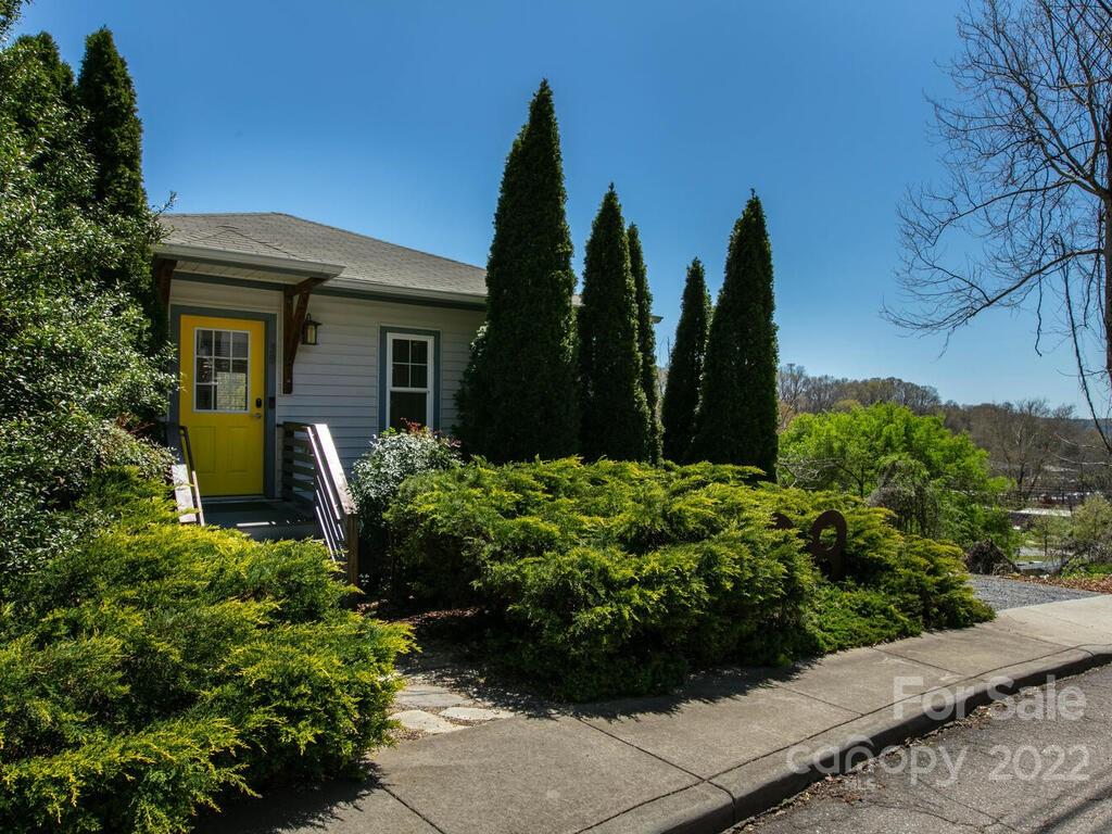 38 Jefferson Drive Asheville NC 28801