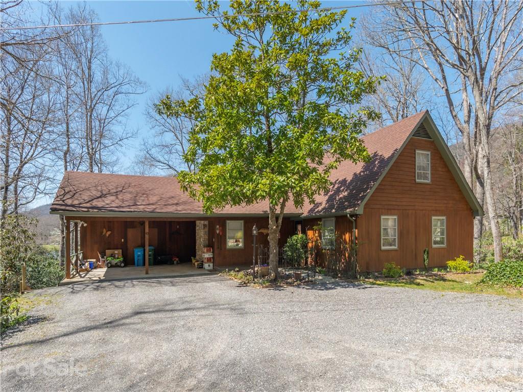 63 Echo Lake Drive Fairview NC 28730